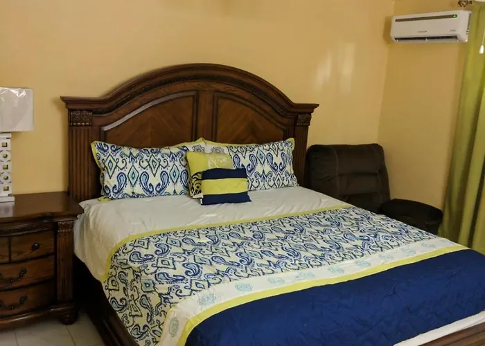 Sandcastle E9 Apartment Ocho Rios